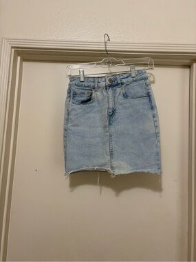 COTTON ON LIGHT WASH DENIM MINI SKIRT WOMENS US 4